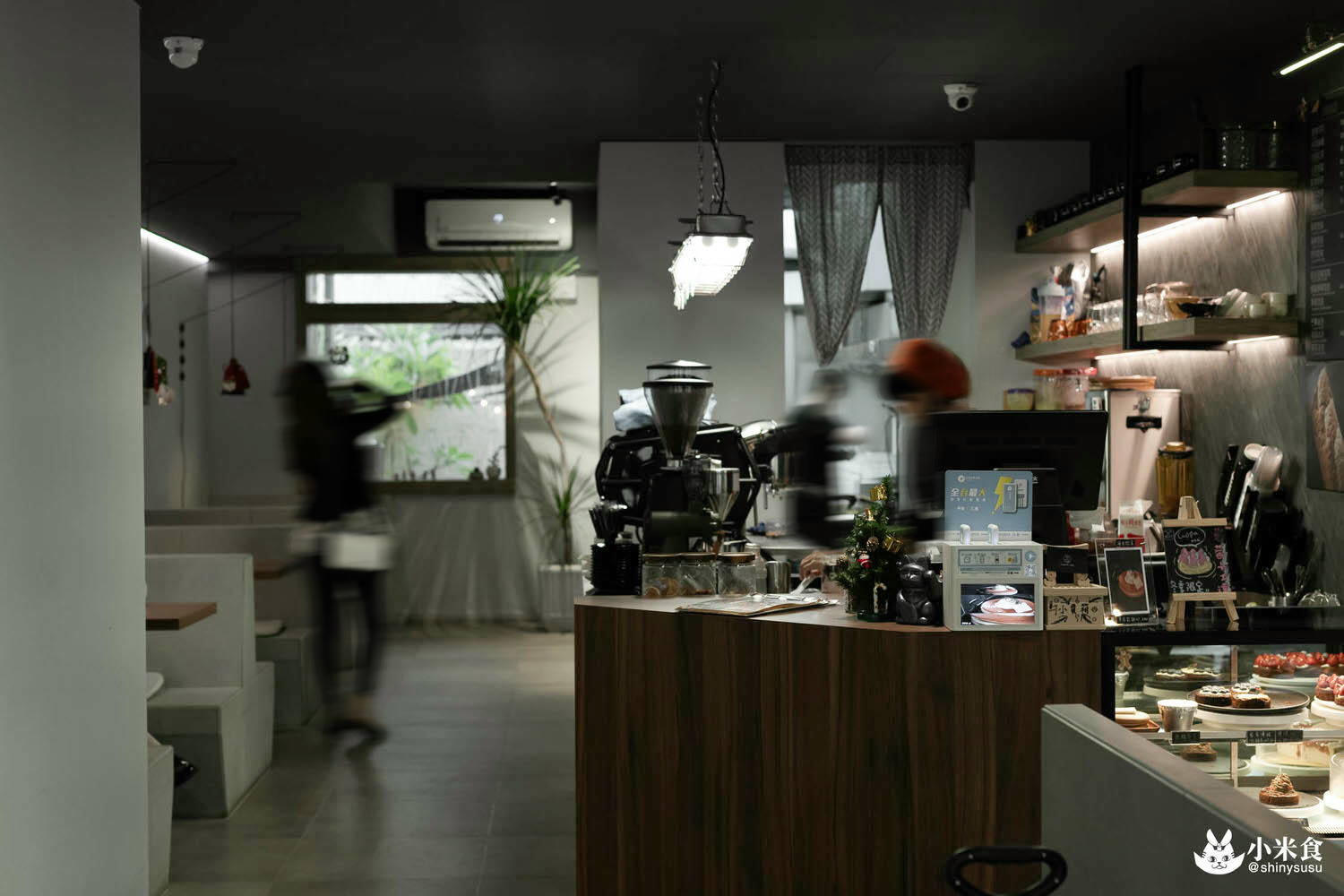 Celaffee Cafe|布丁與開心果提拉米蘇是必點!2025台中咖啡廳推薦,勤美誠品,向上市場美食 - 第9張圖