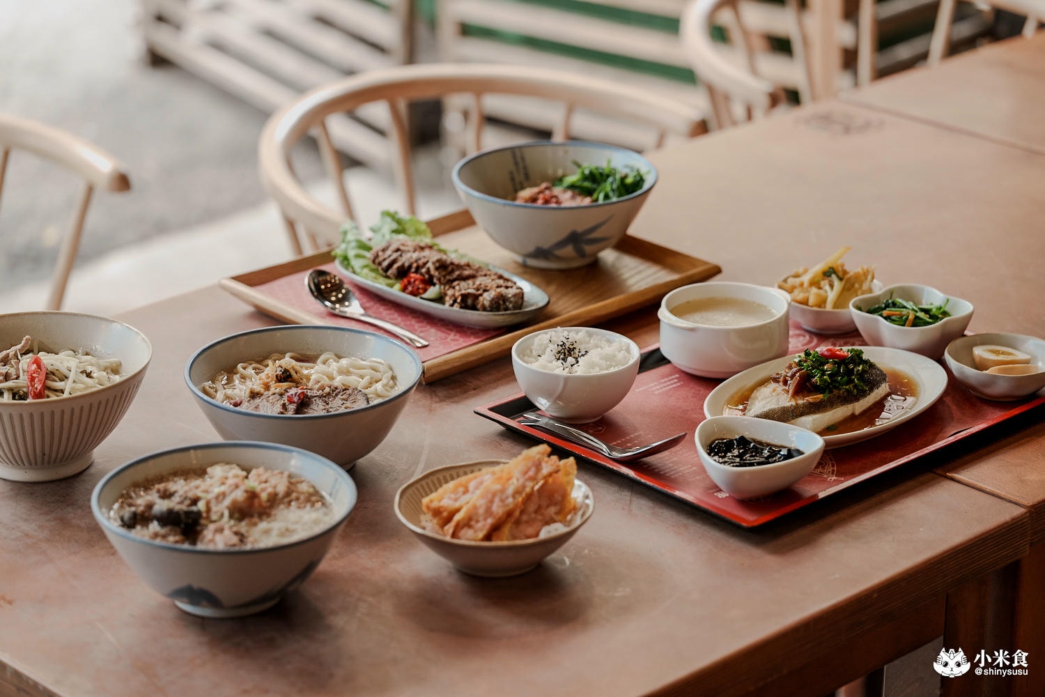 有春茶館-大墩店｜必吃椒鹽燒肉、蜜糖粳粽冰和古早味手路菜，台中公益路美食推薦