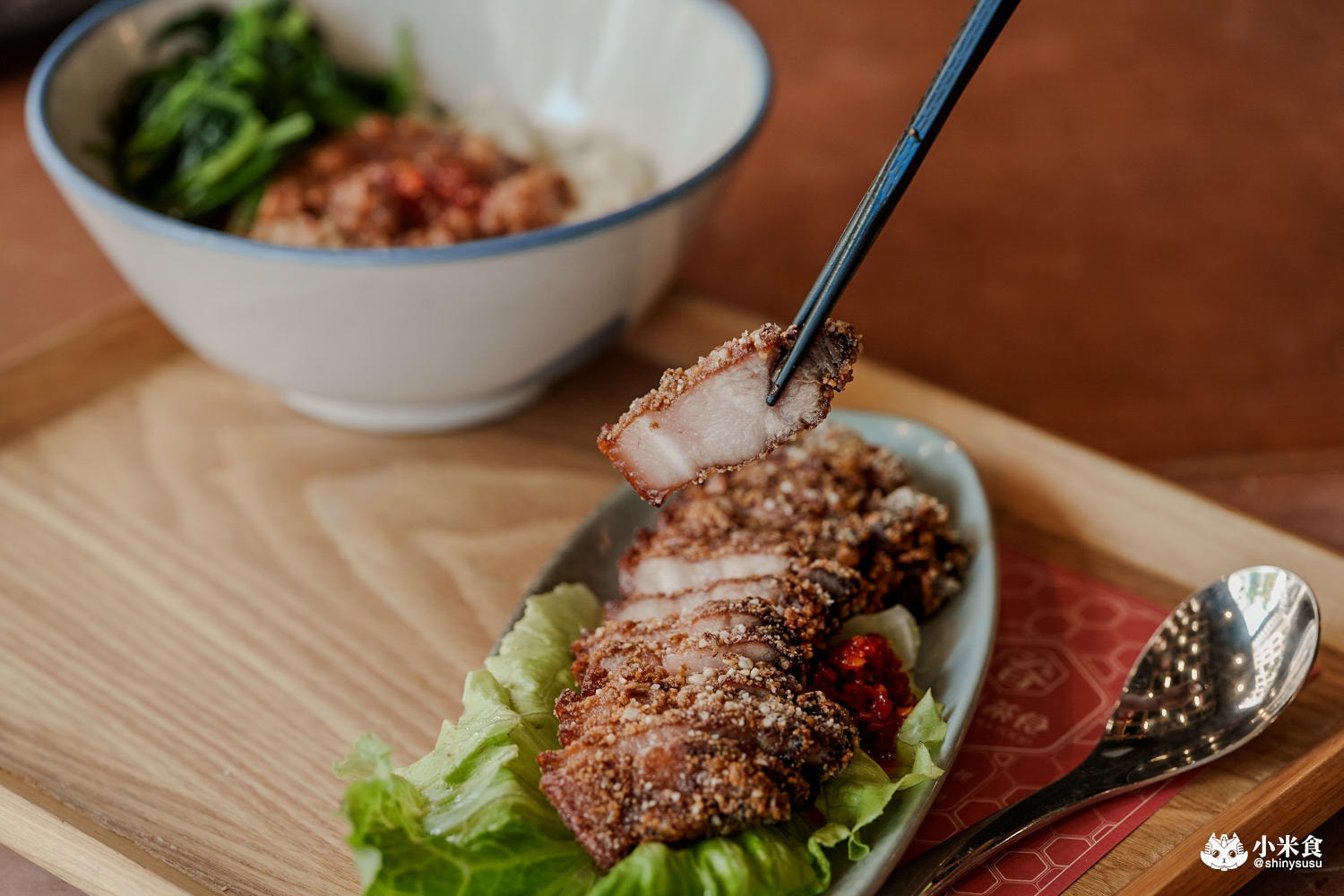 有春茶館-大墩店｜必吃椒鹽燒肉、蜜糖粳粽冰和古早味手路菜，台中公益路美食推薦
