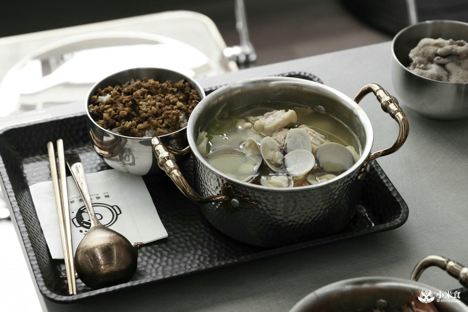 夠暖快享鍋Go warm hotpot|台中南屯新開幕|9起爽吃鍋,不用明火小火鍋,來場科幻小旋風,奔向太空開心吃鍋 - 第31張圖