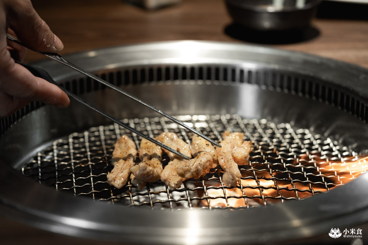 山鯨本家HONKE|台中西屯燒肉推薦|逢甲山鯨燒肉新菜單|日本A5和牛寶箱|雙人套餐最低80起 - 第57張圖