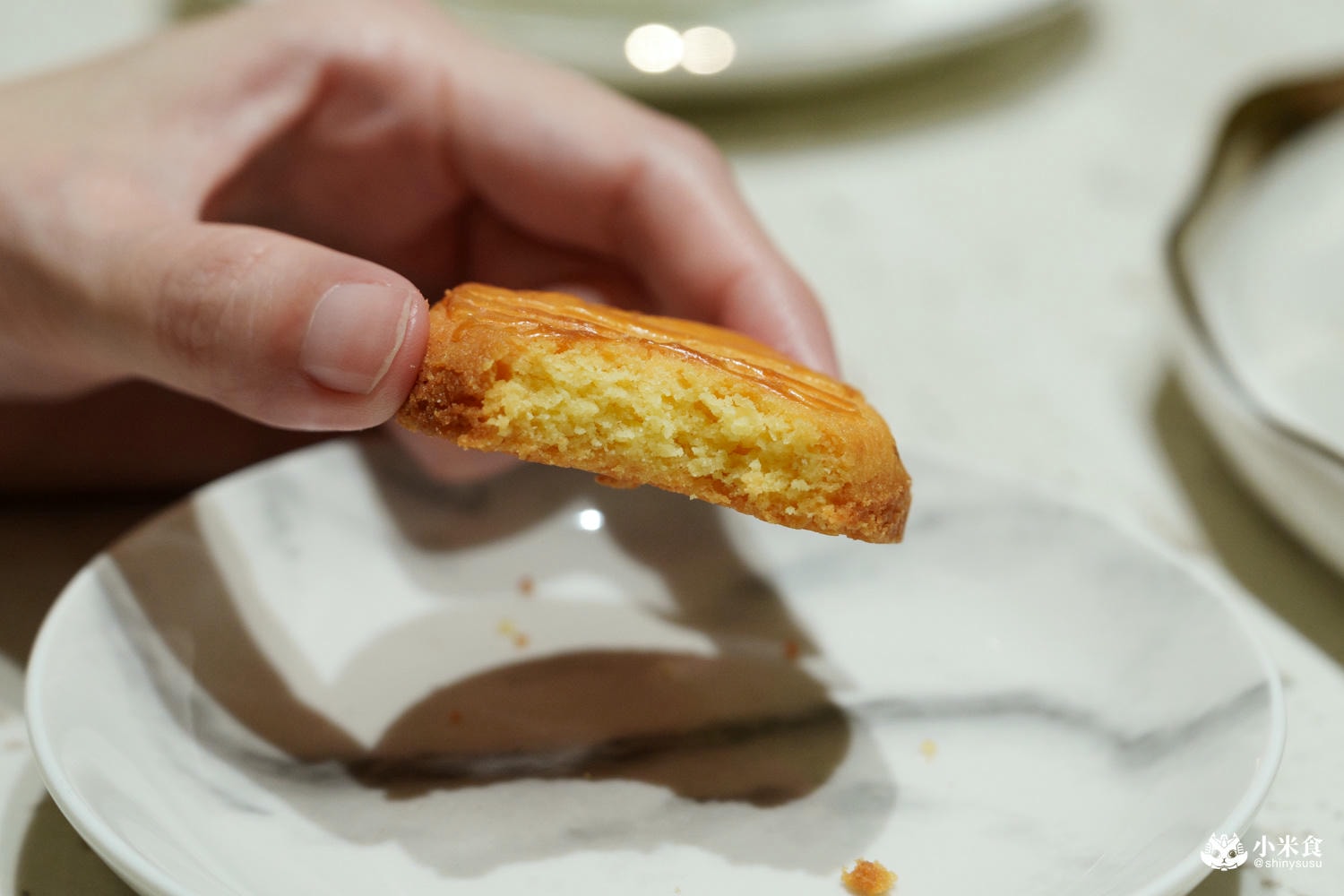 Candy Wedding喜餅|2025台中手工喜餅推薦|步上浪漫紅色緞帶階梯,法式囍餅、彌月蛋糕 - 第64張圖