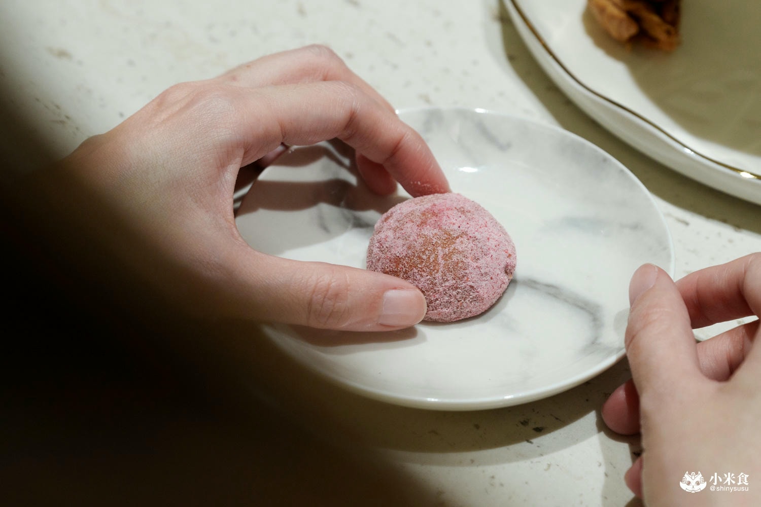 Candy Wedding喜餅|2025台中手工喜餅推薦|步上浪漫紅色緞帶階梯,法式囍餅、彌月蛋糕 - 第68張圖