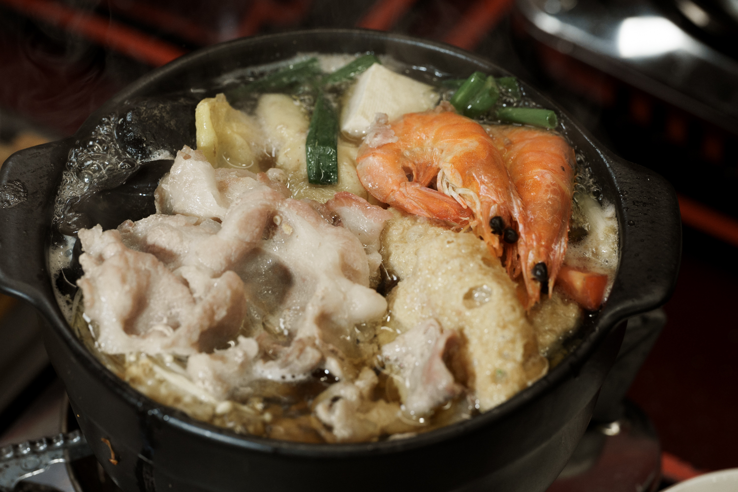 有春茶館-大墩店｜好口碑台中茶館新裝回歸，蜜糖粳粽冰經典必吃！2026新年聚餐尾牙餐廳推薦，台中年菜預訂