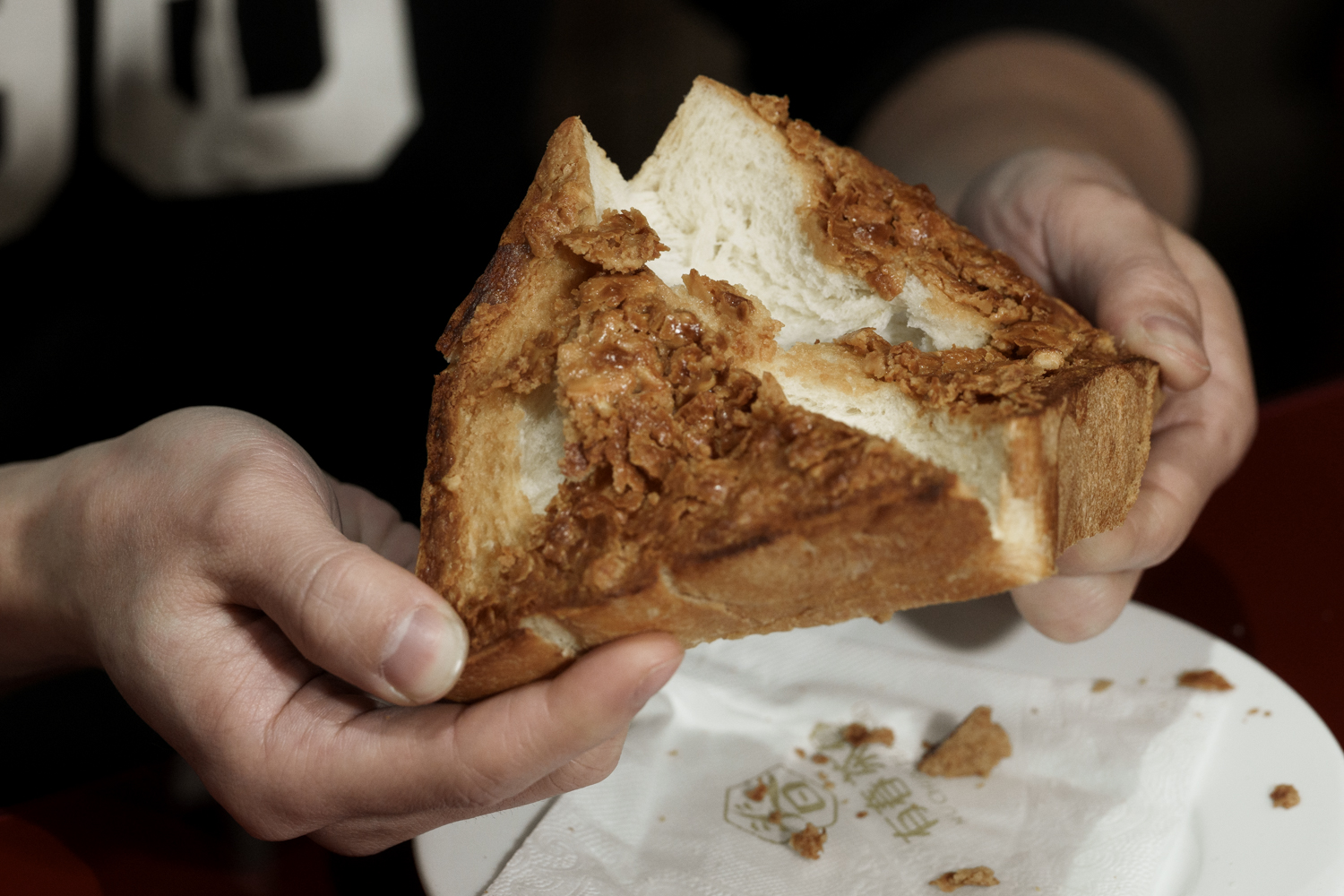 有春茶館-大墩店｜好口碑台中茶館新裝回歸，蜜糖粳粽冰經典必吃！2026新年聚餐尾牙餐廳推薦，台中年菜預訂