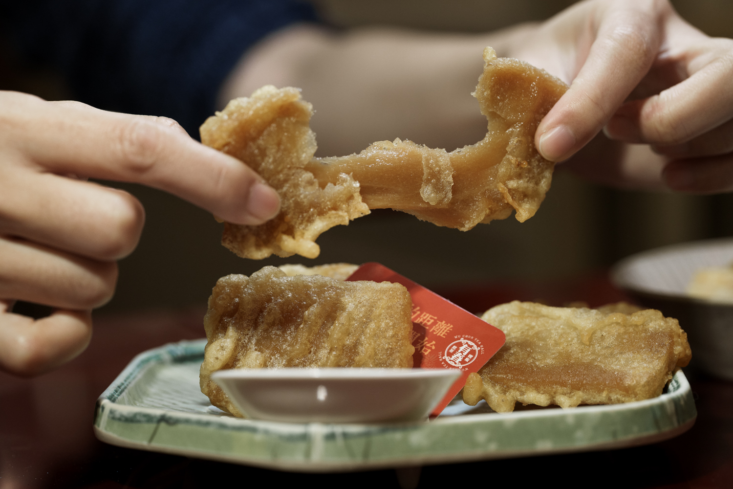 有春茶館-大墩店｜好口碑台中茶館新裝回歸，蜜糖粳粽冰經典必吃！2026新年聚餐尾牙餐廳推薦，台中年菜預訂