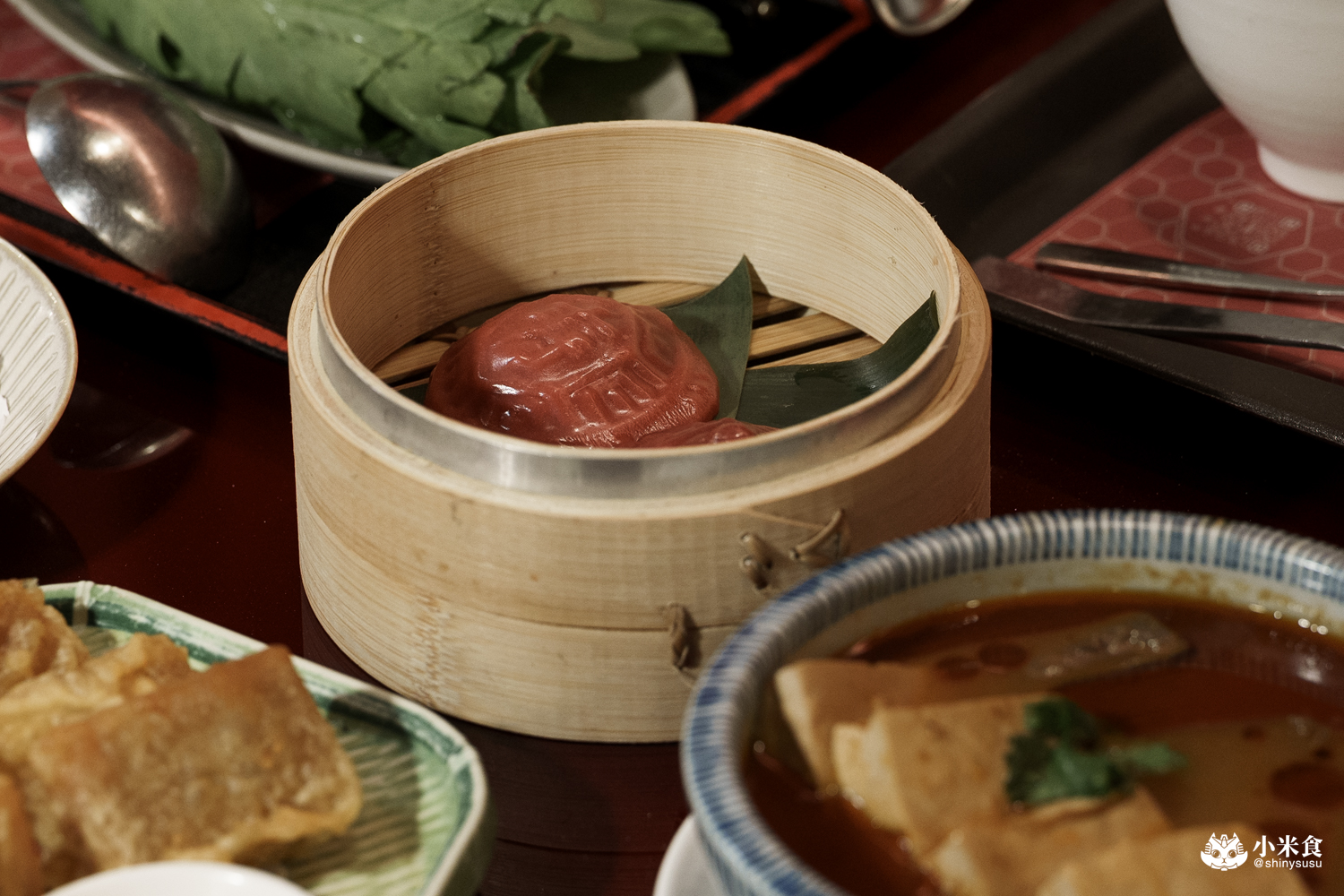 有春茶館-大墩店｜好口碑台中茶館新裝回歸，蜜糖粳粽冰經典必吃！2026新年聚餐尾牙餐廳推薦，台中年菜預訂