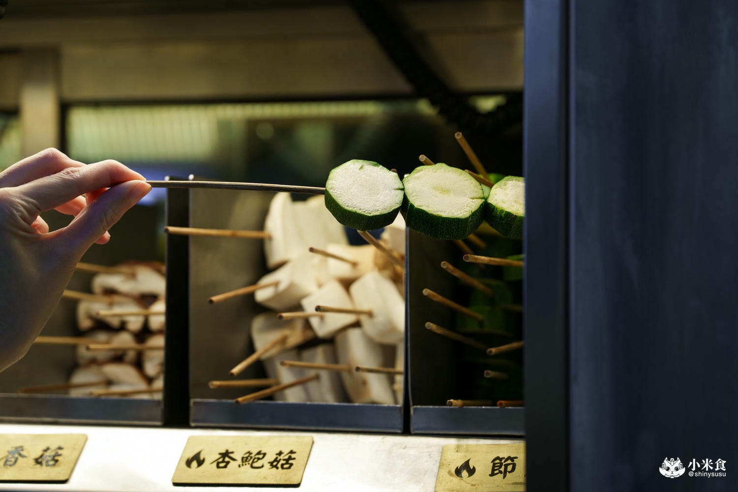 老王炸烤|2025台北最chill夜生活熱點推薦|平價串燒、炸物、海鮮、調酒、宵夜歡唱一站式全部滿足 - 第63張圖