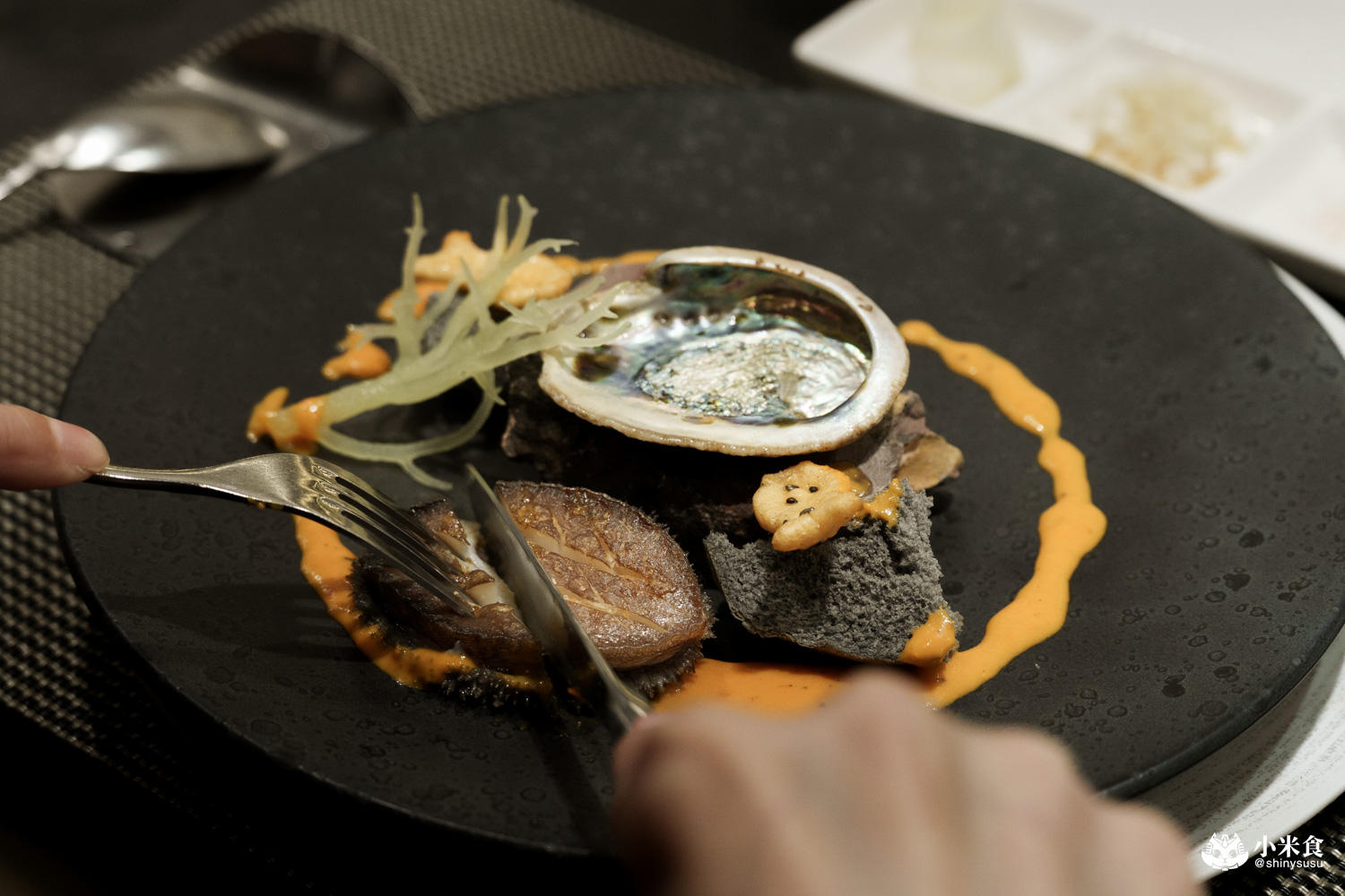 莫登铁板燒|10道料理2100元開箱,日本A5和牛、澳洲龍蝦和活鮑魚,2025台中鐵板燒推薦,北屯餐廳 - 第52張圖