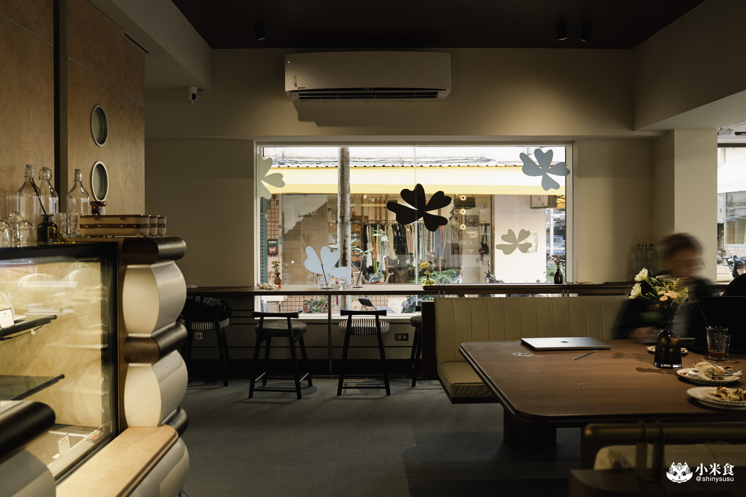 Celaffee Cafe|一秒重返摩登復古年代☕️!2026台中咖啡廳推薦,勤美誠品,向上市場美食,台中新開幕 - 第10張圖 Celaffee Cafe|一秒重返摩登復古年代☕️!2026台中咖啡廳推薦,勤美誠品,向上市場美食,台中新開幕