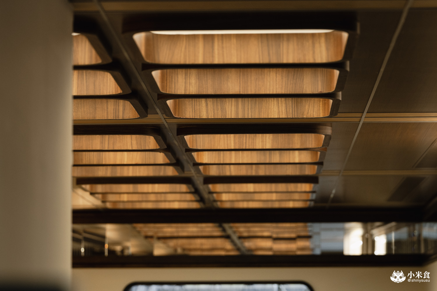 Celaffee Cafe|一秒重返摩登復古年代☕️!2026台中咖啡廳推薦,勤美誠品,向上市場美食,台中新開幕 - 第17張圖 Celaffee Cafe|一秒重返摩登復古年代☕️!2026台中咖啡廳推薦,勤美誠品,向上市場美食,台中新開幕