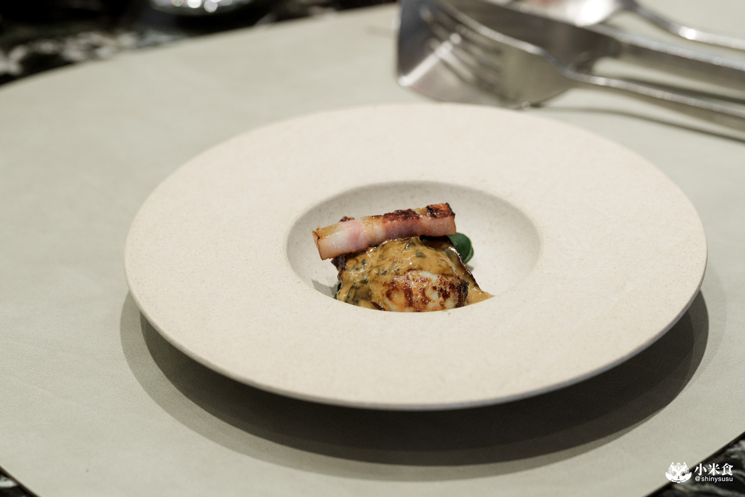 夏登法式鐵板燒 日本播磨生蠔・昆布荷蘭醬 夏登法式鐵板燒 日本播磨生蠔・昆布荷蘭醬