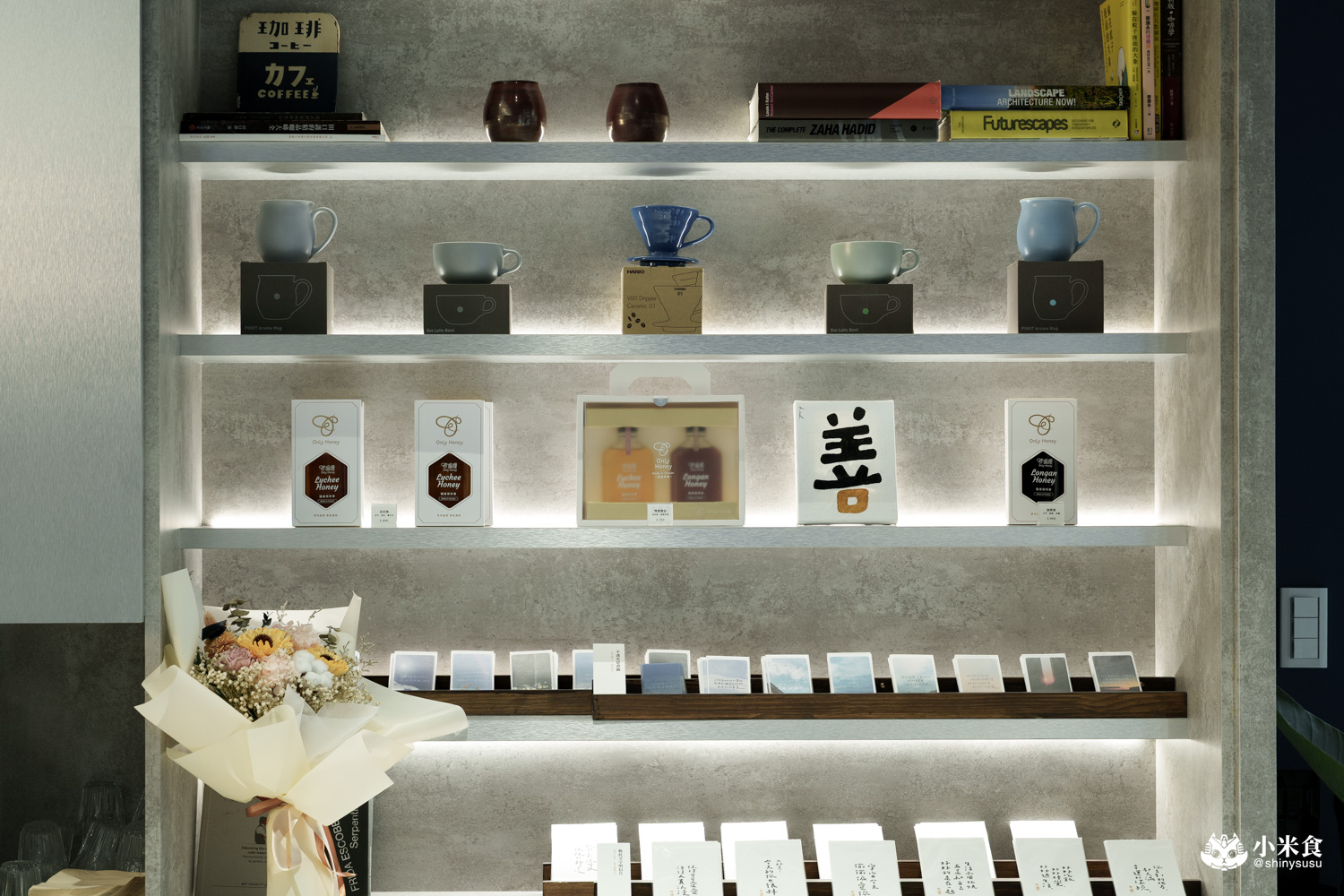 Bleu Cafe|城市裡的忘憂藍綠洲,2025台中咖啡廳推薦|西區新開幕,科博館周邊美食 - 第10張圖