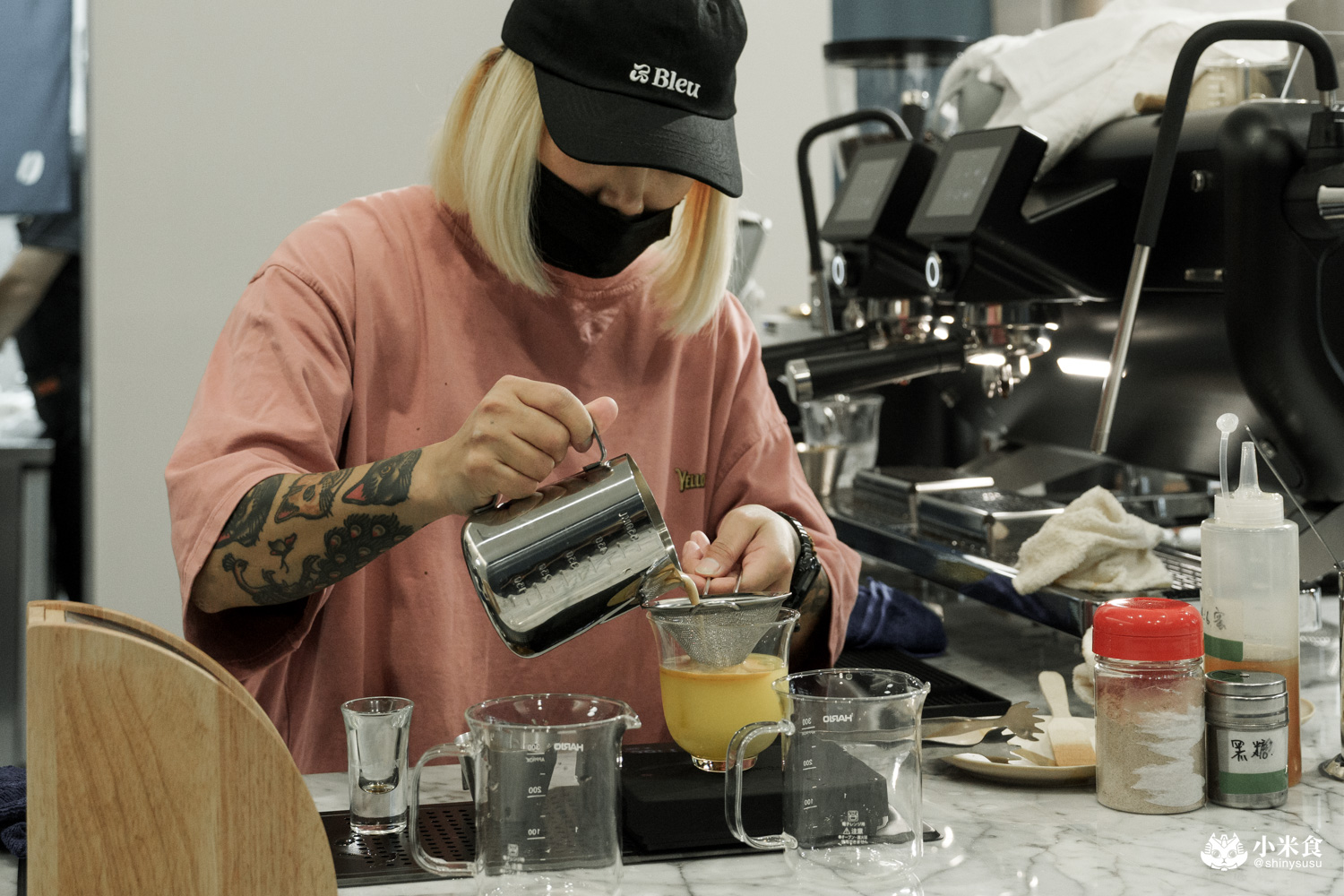Bleu Cafe|城市裡的忘憂藍綠洲,2025台中咖啡廳推薦|西區新開幕,科博館周邊美食 - 第13張圖