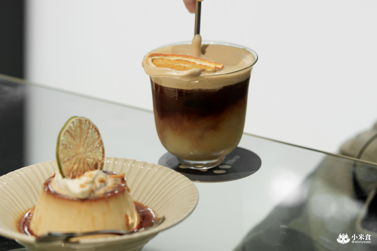 Bleu Cafe|城市裡的忘憂藍綠洲,2025台中咖啡廳推薦|西區新開幕,科博館周邊美食 - 第27張圖