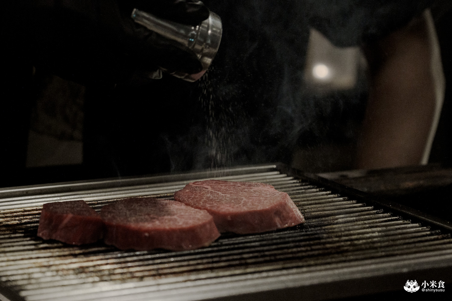 正義燒肉｜肉即正義，和牛無國界，台中無菜單燒肉料理，勤美誠品約會餐廳