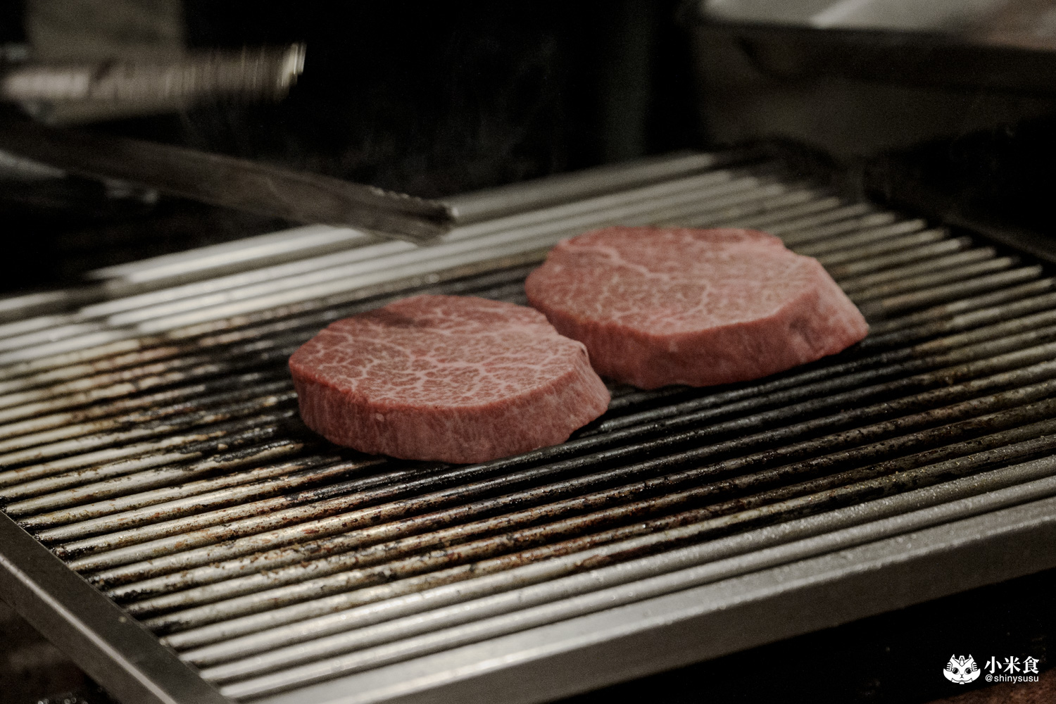 正義燒肉｜肉即正義，和牛無國界，台中無菜單燒肉料理，勤美誠品約會餐廳