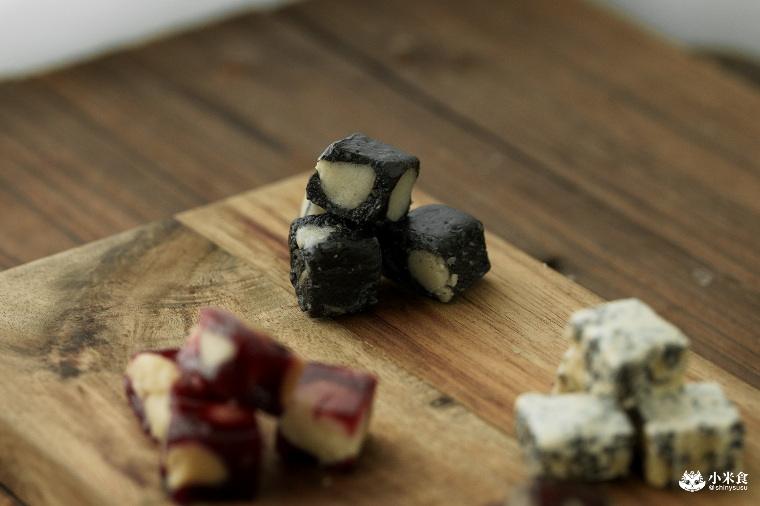 慧上癮 Hui Love it｜好吃紅土蛋黃酥和流心芋頭酥，台灣伴手禮推薦，台北行天宮必買伴手禮