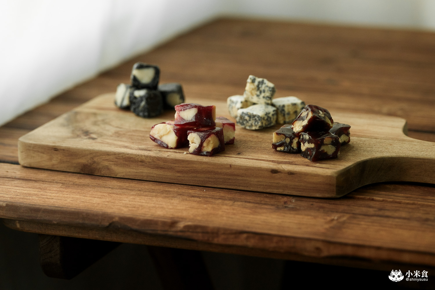 慧上癮 Hui Love it｜好吃紅土蛋黃酥和流心芋頭酥，台灣伴手禮推薦，台北行天宮必買伴手禮