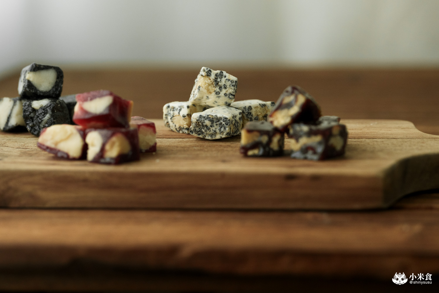 慧上癮 Hui Love it｜好吃紅土蛋黃酥和流心芋頭酥，台灣伴手禮推薦，台北行天宮必買伴手禮