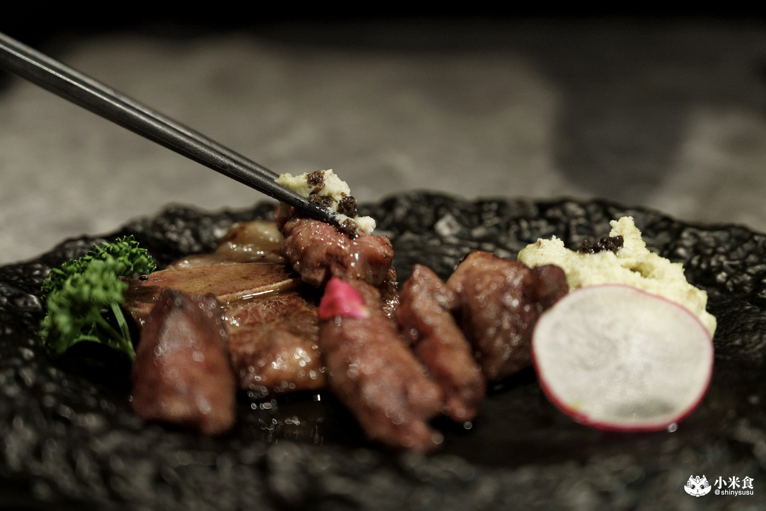 本大股燒肉私廚燒肉|2680元套餐18道精彩料理開箱,日本A5和牛,2026台中燒肉推薦 - 第47張圖 本大股燒肉私廚燒肉|2680元套餐18道精彩料理開箱,日本A5和牛,2026台中燒肉推薦