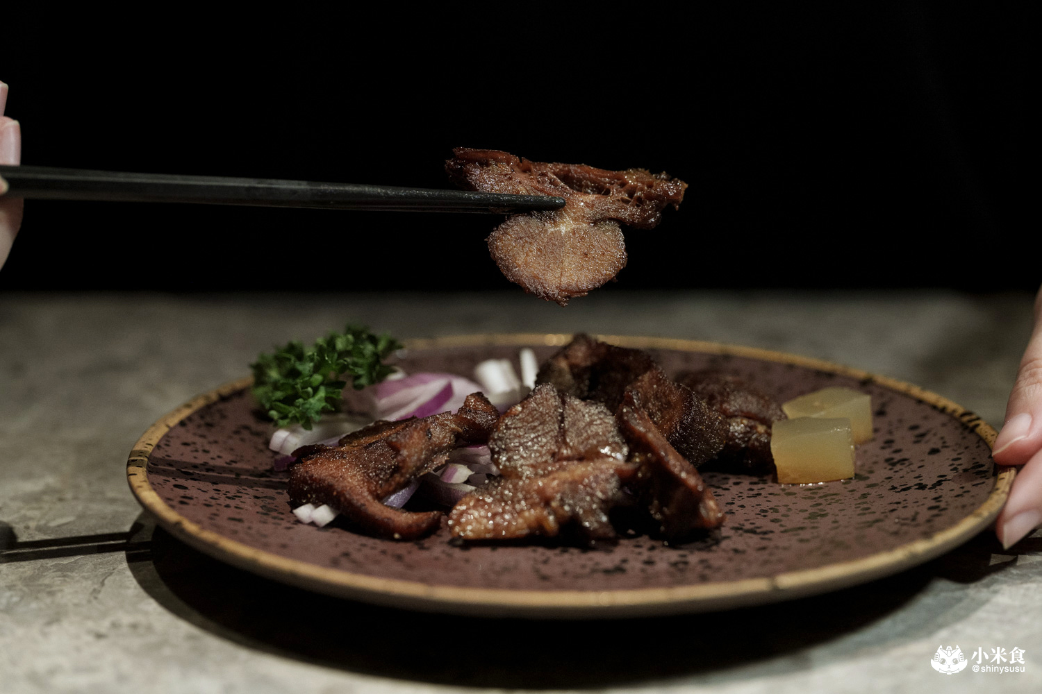 本大股燒肉私廚燒肉|2680元套餐18道精彩料理開箱,日本A5和牛,2026台中燒肉推薦 - 第95張圖 本大股燒肉私廚燒肉|2680元套餐18道精彩料理開箱,日本A5和牛,2026台中燒肉推薦