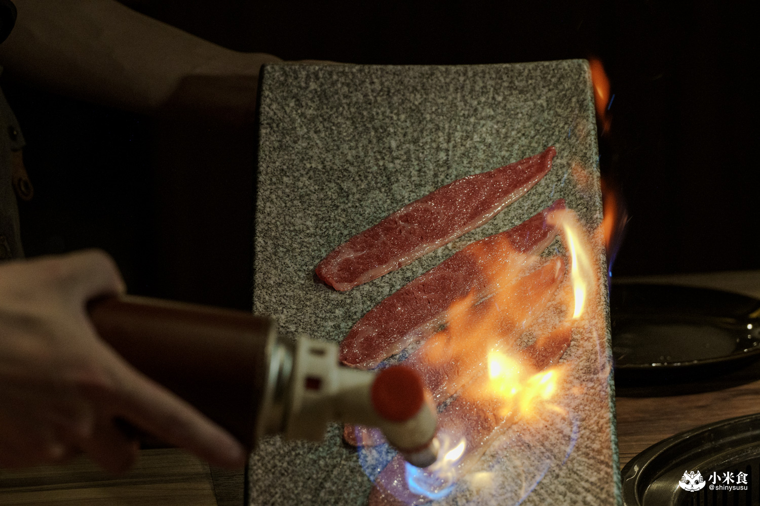 本大股燒肉私廚燒肉|2680元套餐18道精彩料理開箱,日本A5和牛,2026台中燒肉推薦 - 第24張圖 本大股燒肉私廚燒肉|2680元套餐18道精彩料理開箱,日本A5和牛,2026台中燒肉推薦