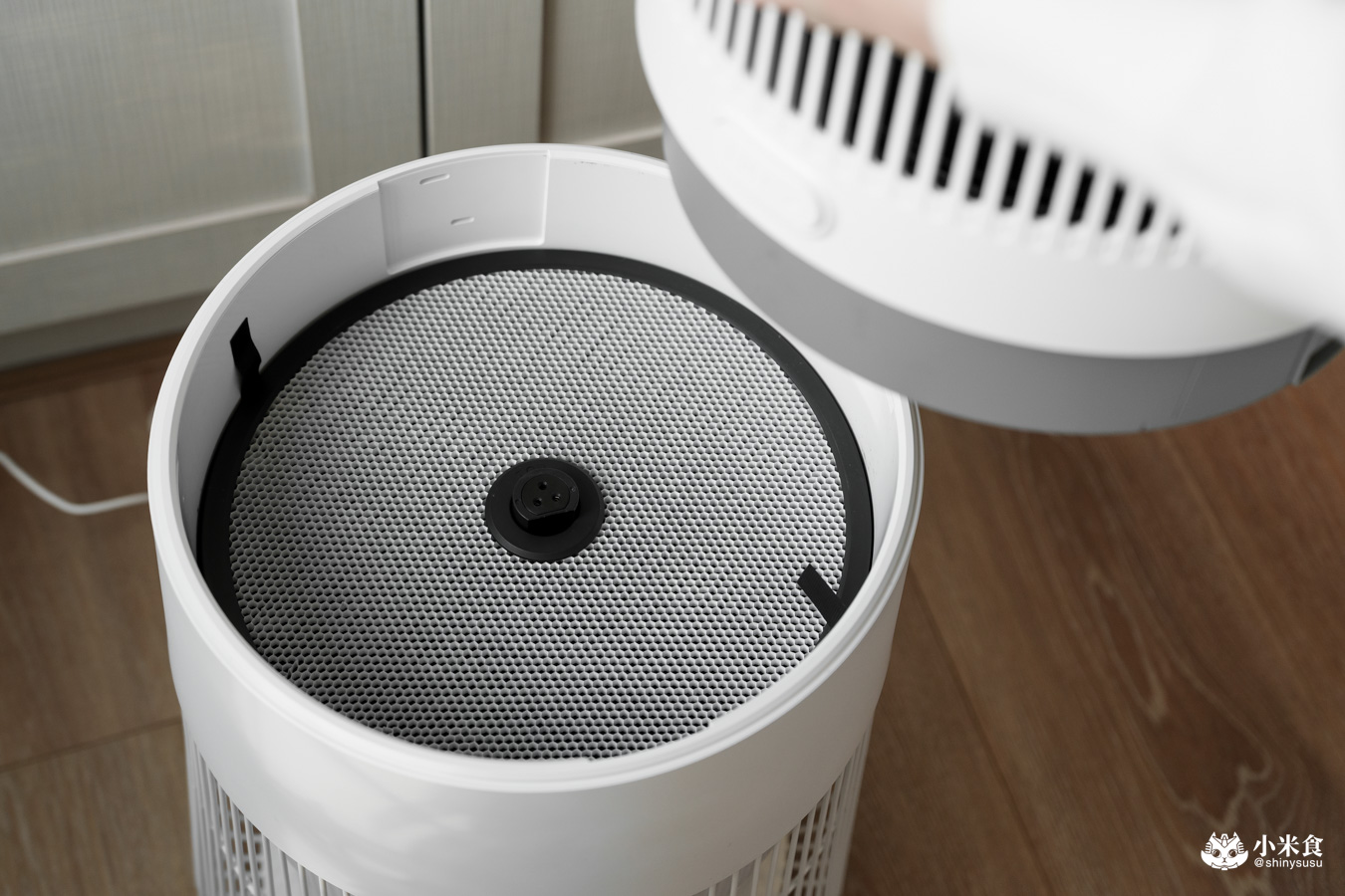 新氣几 POIEMA 空氣淨化器｜空氣清淨機推薦，好水洗、免風乾、零耗材，四層過濾，生活美學家電