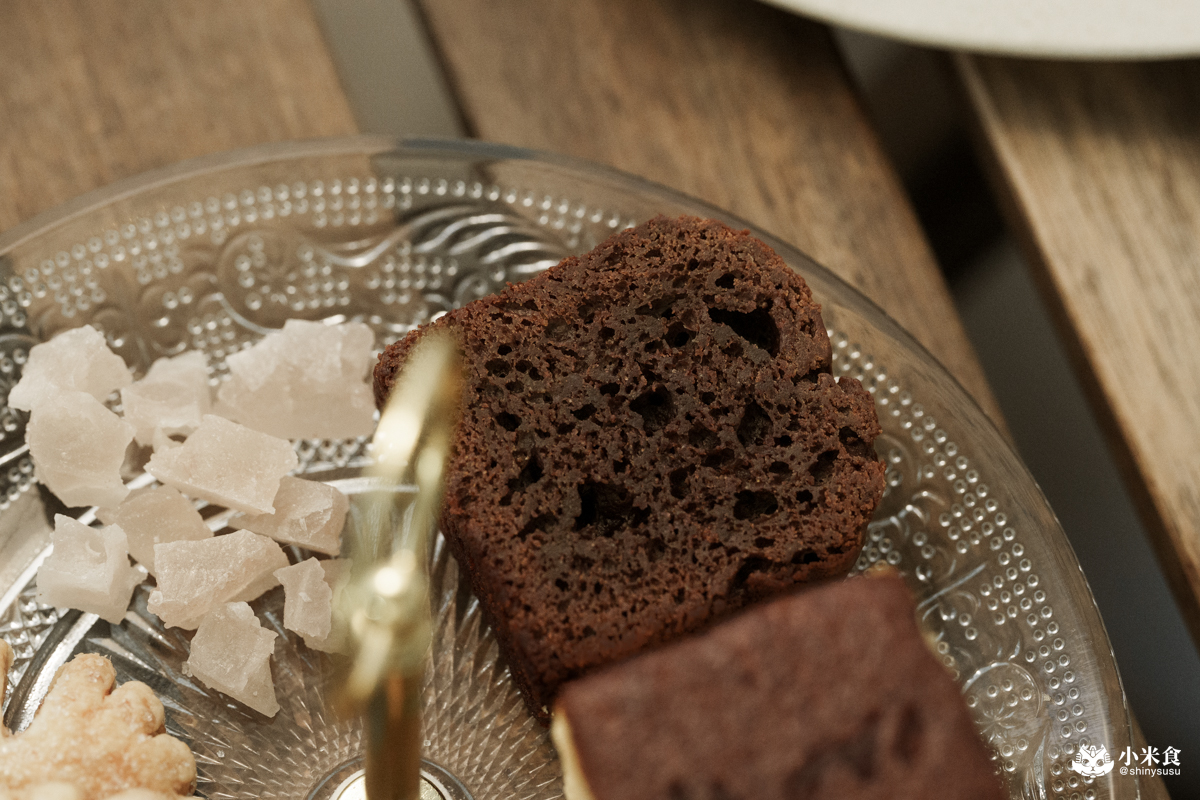 ミニ耘菓｜以富士山道新年祝福，2026被好運照顧的新年禮盒，草莓鐵盒蛋糕熱映中