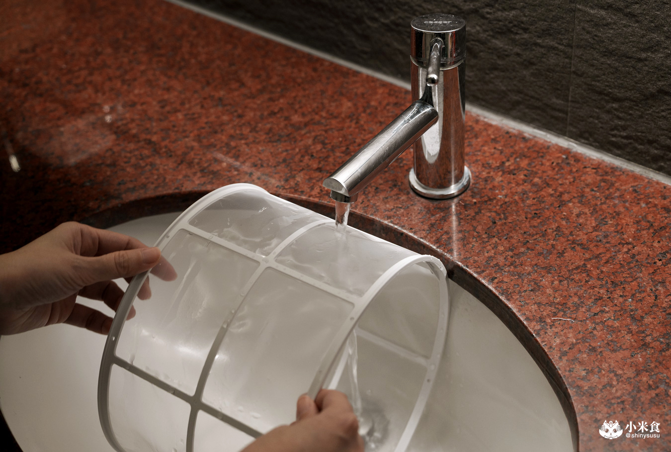 新氣几 POIEMA 空氣淨化器｜空氣清淨機推薦，好水洗、免風乾、零耗材，四層過濾，生活美學家電