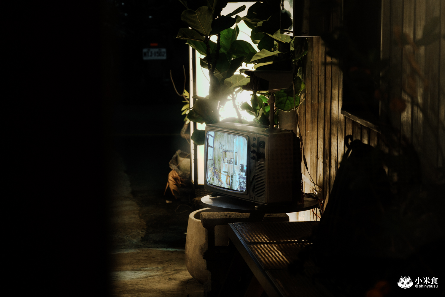 庭院にわ 雞湯關東煮|台中宵夜推薦西區勤美誠品深夜食堂,攤車內裊裊上升的白煙,畫面暖心暖胃 - 第8張圖 庭院にわ 雞湯關東煮|台中宵夜推薦西區勤美誠品深夜食堂,攤車內裊裊上升的白煙,畫面暖心暖胃