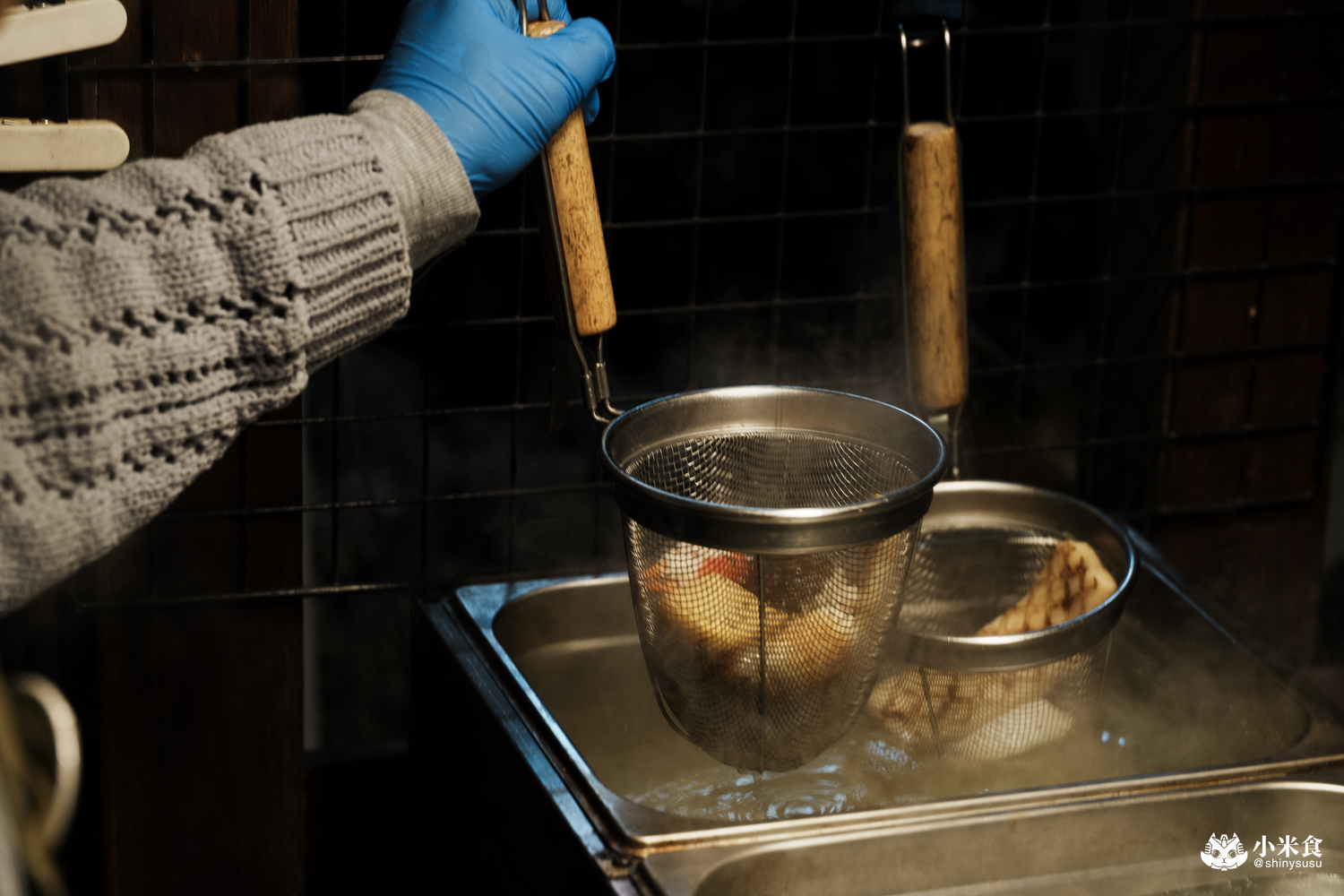 庭院にわ 雞湯關東煮|台中宵夜推薦西區勤美誠品深夜食堂,攤車內裊裊上升的白煙,畫面暖心暖胃 - 第16張圖 庭院にわ 雞湯關東煮|台中宵夜推薦西區勤美誠品深夜食堂,攤車內裊裊上升的白煙,畫面暖心暖胃