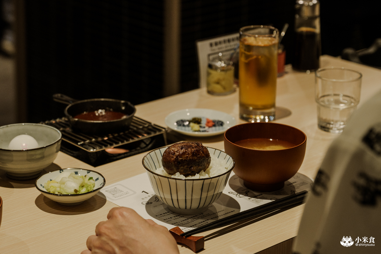 漢堡排嘉 台中勤美店|來自東京炭火直烤漢堡排,牛舌漢堡排是人氣限定 - 第16張圖 漢堡排嘉 台中勤美店|來自東京炭火直烤漢堡排,牛舌漢堡排是人氣限定