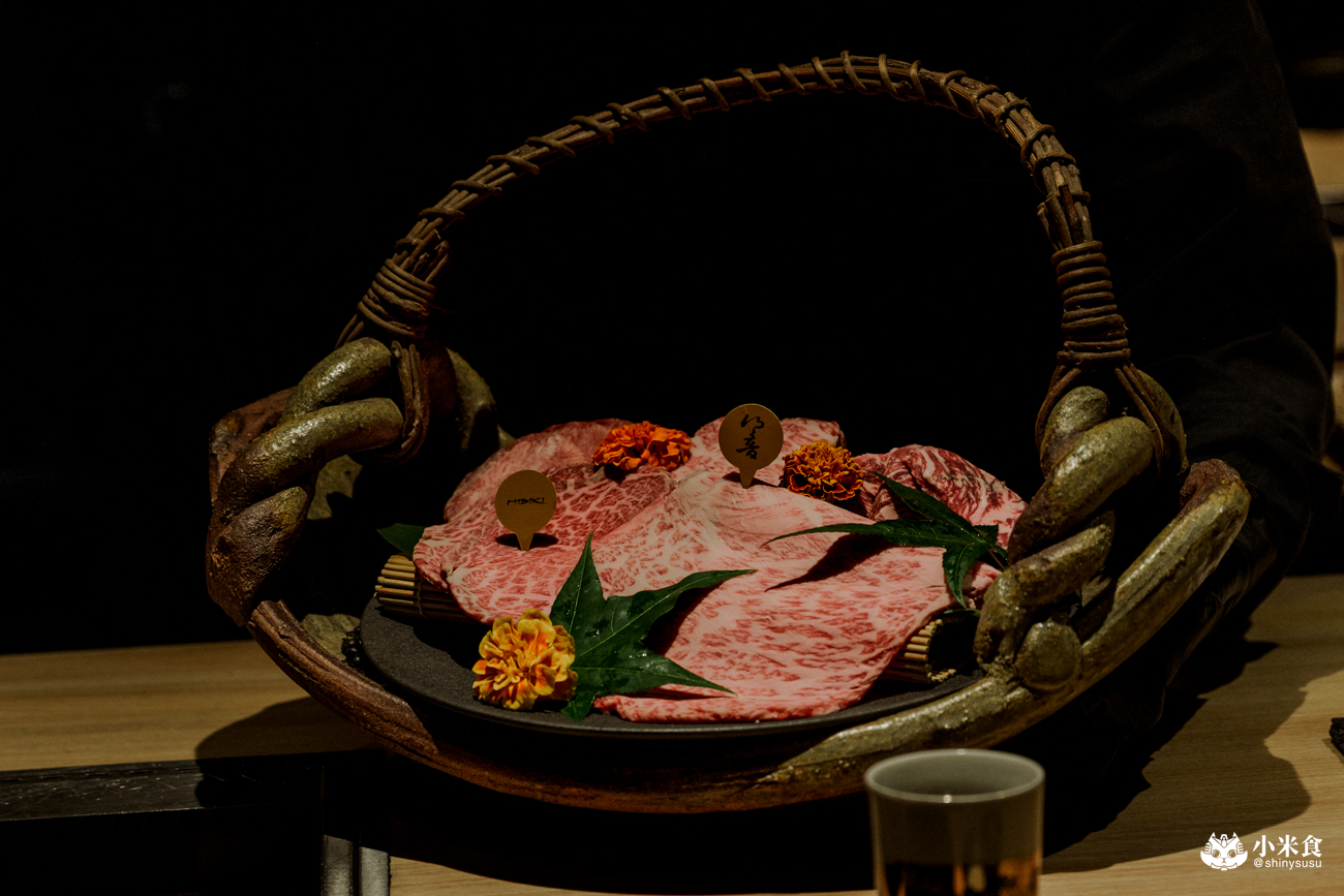 響板前燒肉｜$2280+10%無菜單板前和牛燒肉，台中南屯燒肉推薦，當月壽星有壽桃來仙氣慶生