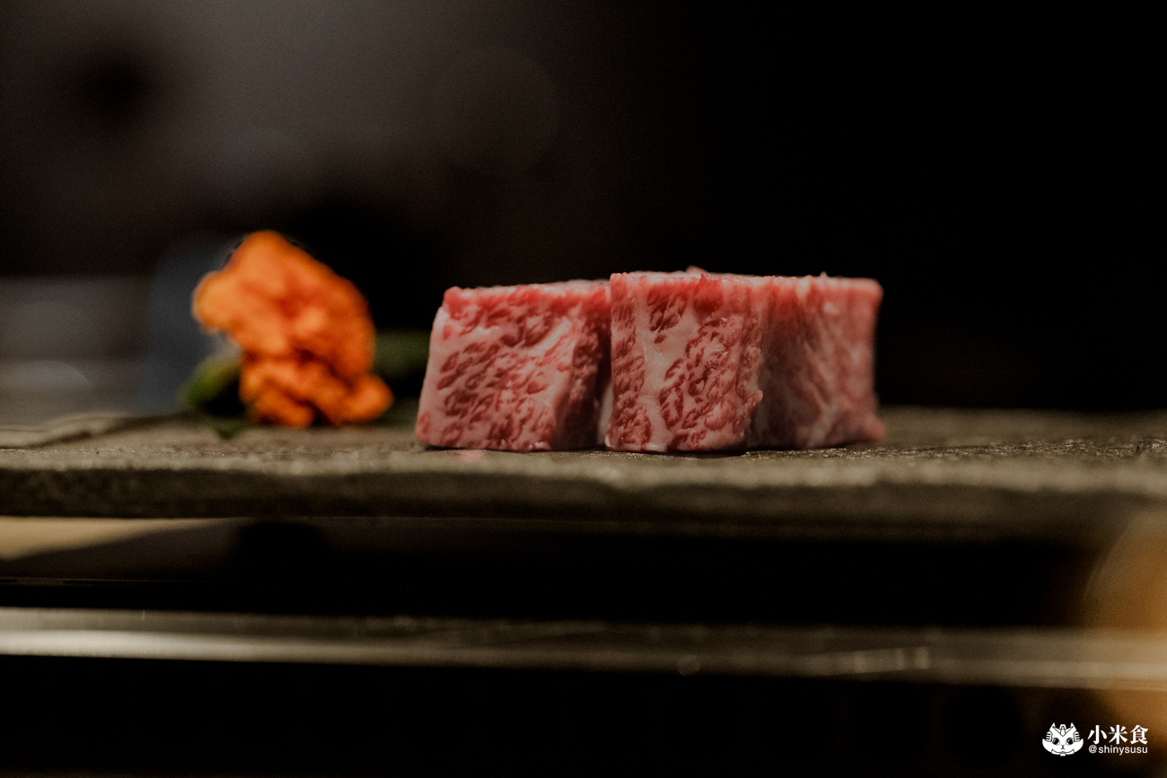 響板前燒肉｜$2280+10%無菜單板前和牛燒肉，台中南屯燒肉推薦，當月壽星有壽桃來仙氣慶生