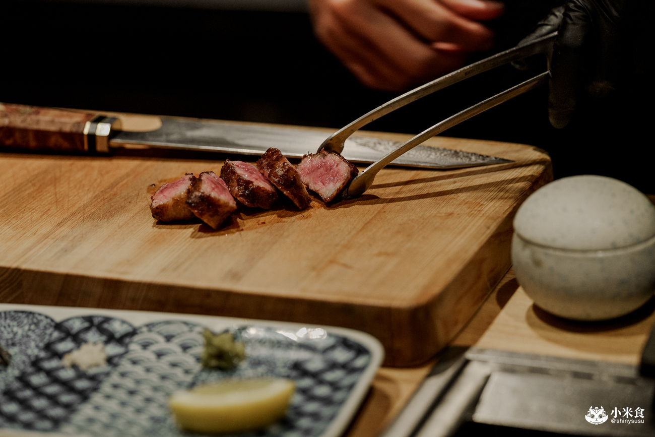響板前燒肉｜$2280+10%無菜單板前和牛燒肉，台中南屯燒肉推薦，當月壽星有壽桃來仙氣慶生