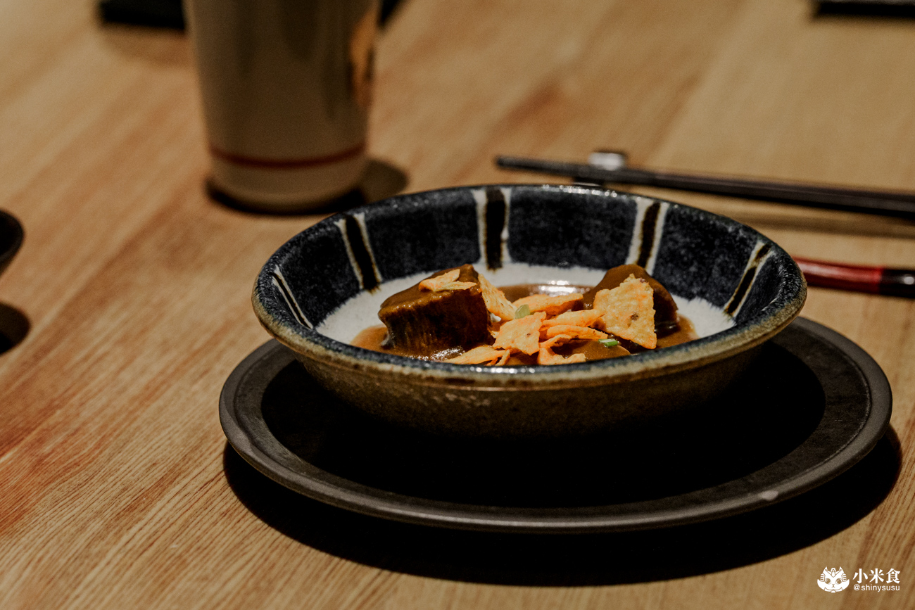 響板前燒肉｜$2280+10%無菜單板前和牛燒肉，台中南屯燒肉推薦，當月壽星有壽桃來仙氣慶生