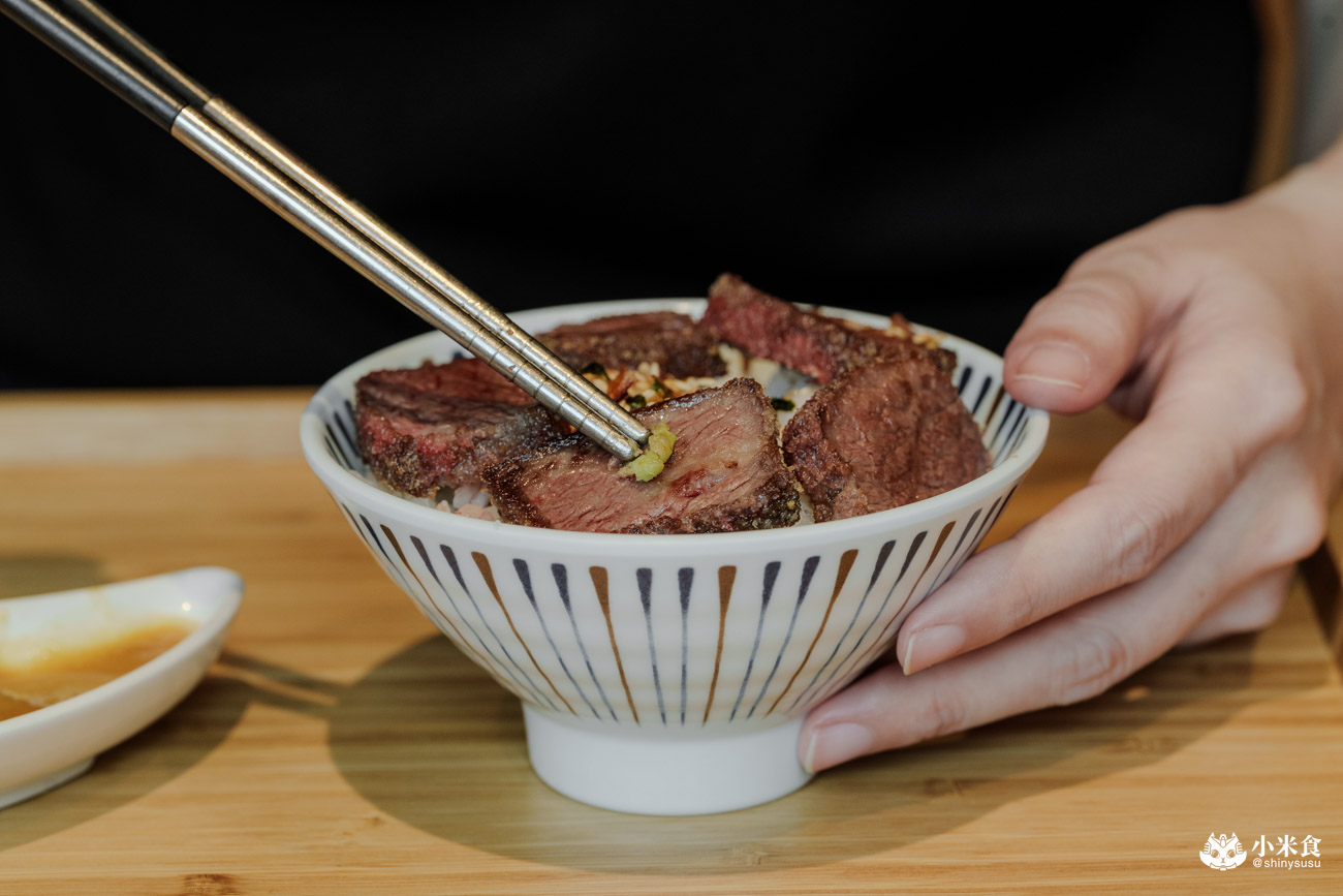 嵐山炸牛排｜熟成炸牛排、日式丼飯、漢堡排定食，台中聚餐餐廳推薦，芒果季閃亮登場